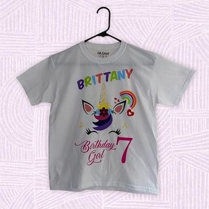 COPY - Unicorn matching t-shirts for family birth…